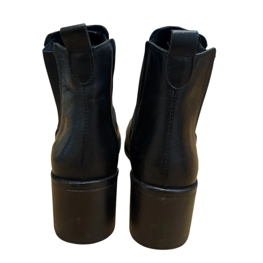 Asos Depp Block Heel Chelsea Boot‎ Leather size 7 Black